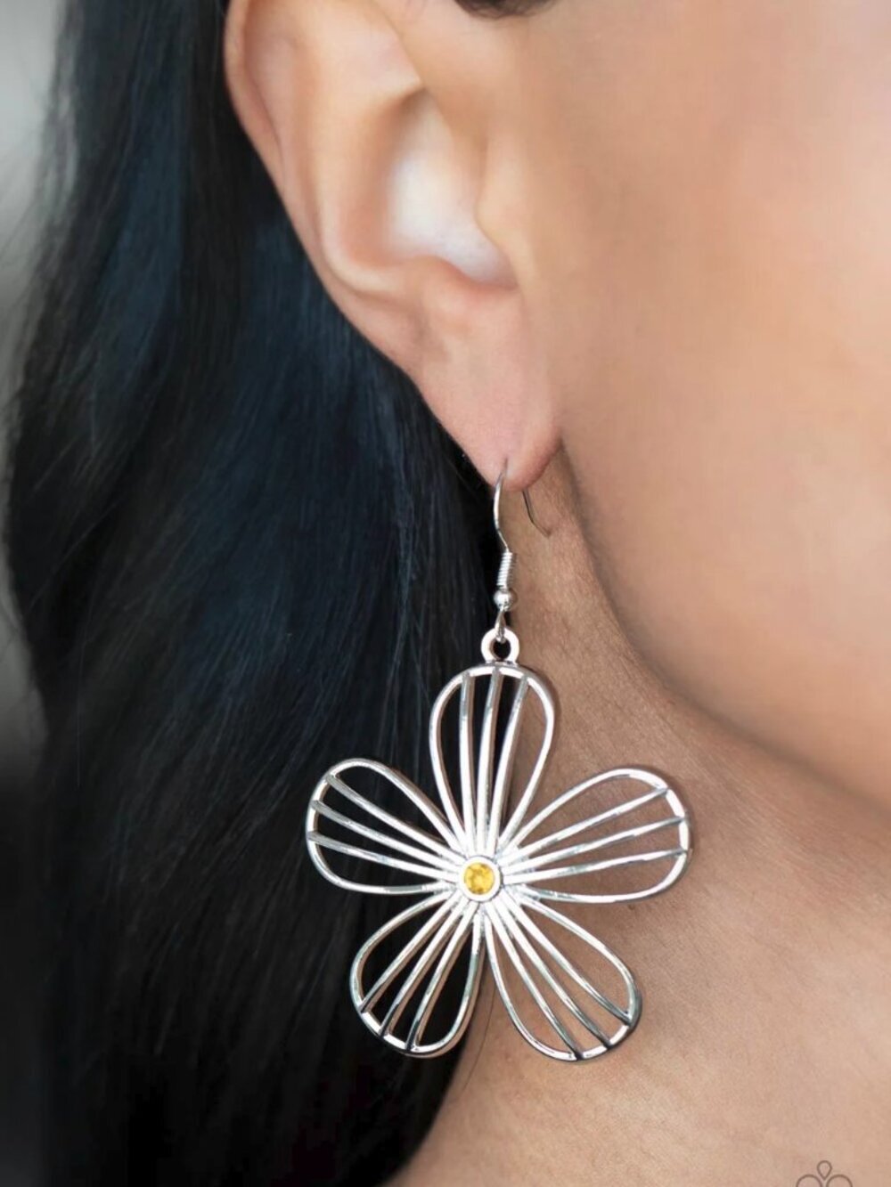 Paparazzi Jewelry Accessories - Meadow Musical - Yellow Earrings - Vintage